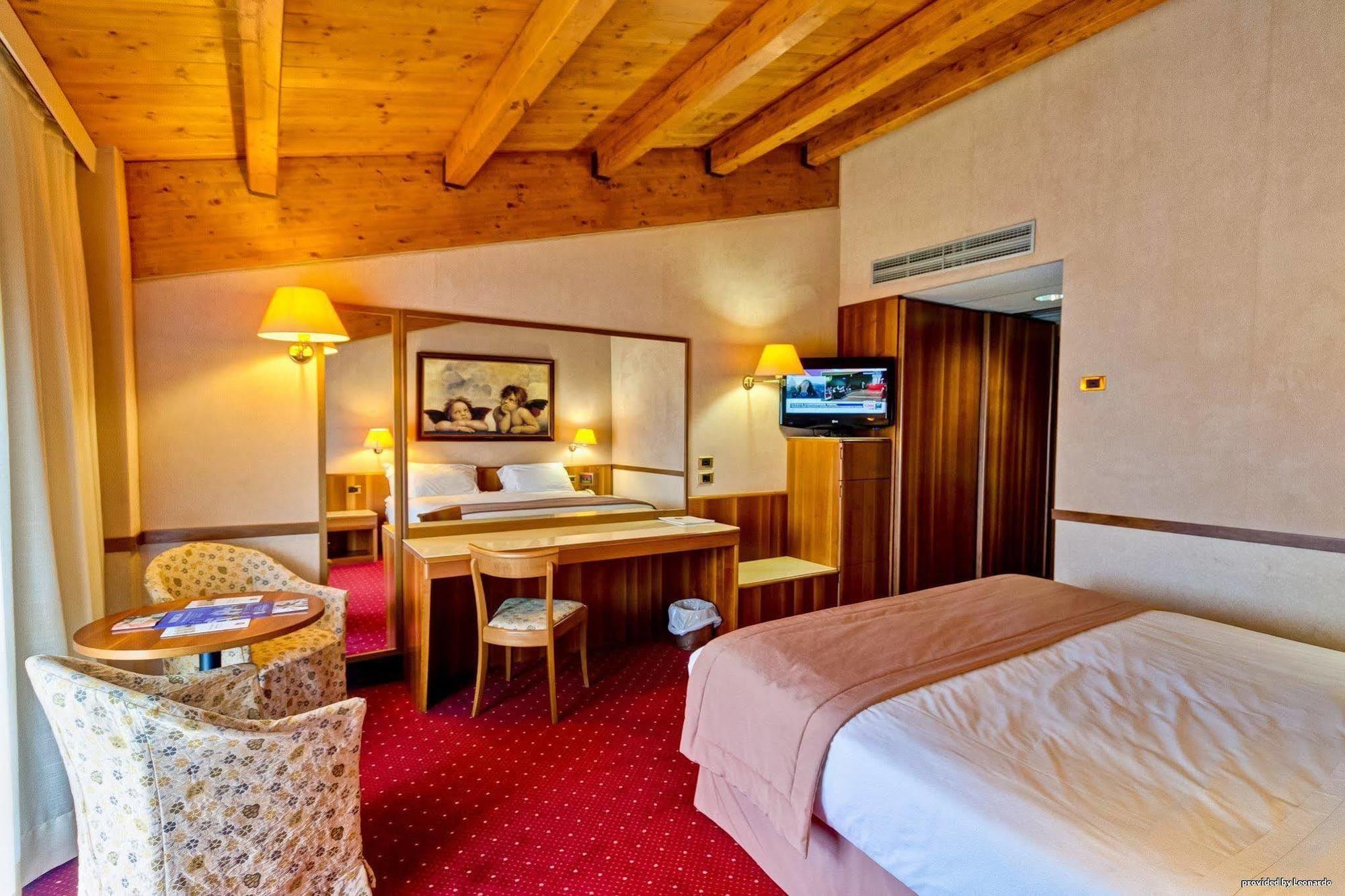 Best Western Hotel Salicone Норча Экстерьер фото